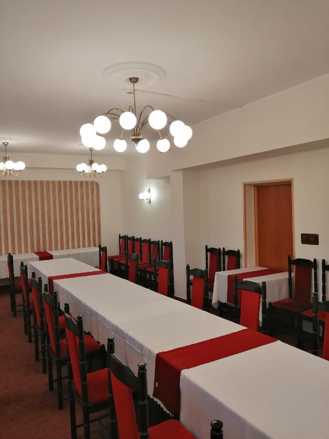 Lech Hotel 2*